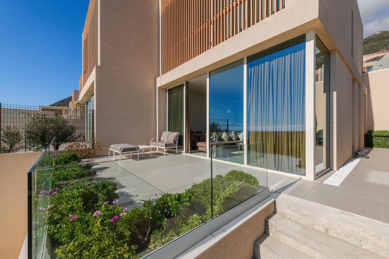 Green Coast Hotel Paljasa Екстериор снимка