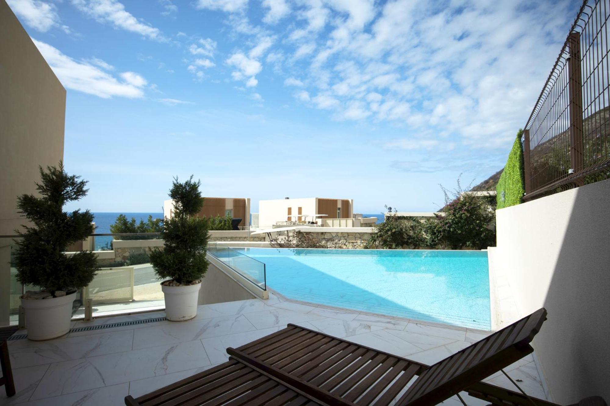 Green Coast Hotel Paljasa Екстериор снимка