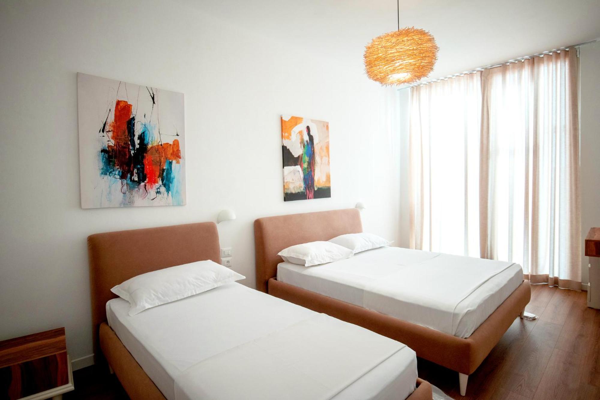 Green Coast Hotel Paljasa Екстериор снимка