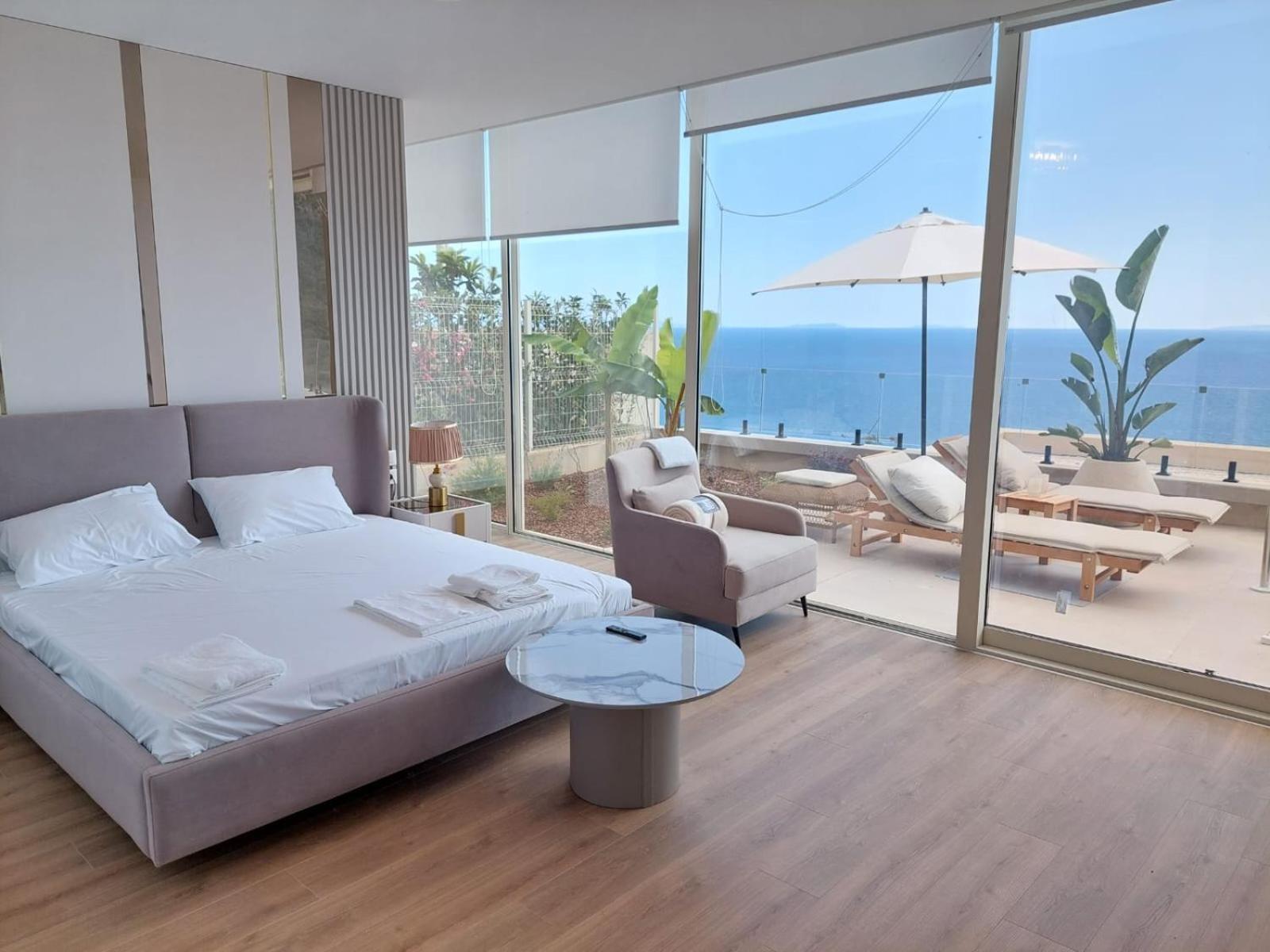 Green Coast Hotel Paljasa Екстериор снимка