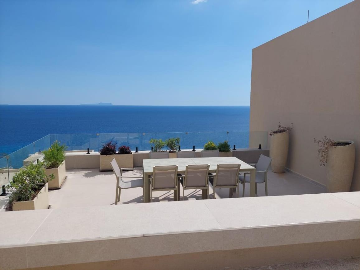 Green Coast Hotel Paljasa Екстериор снимка