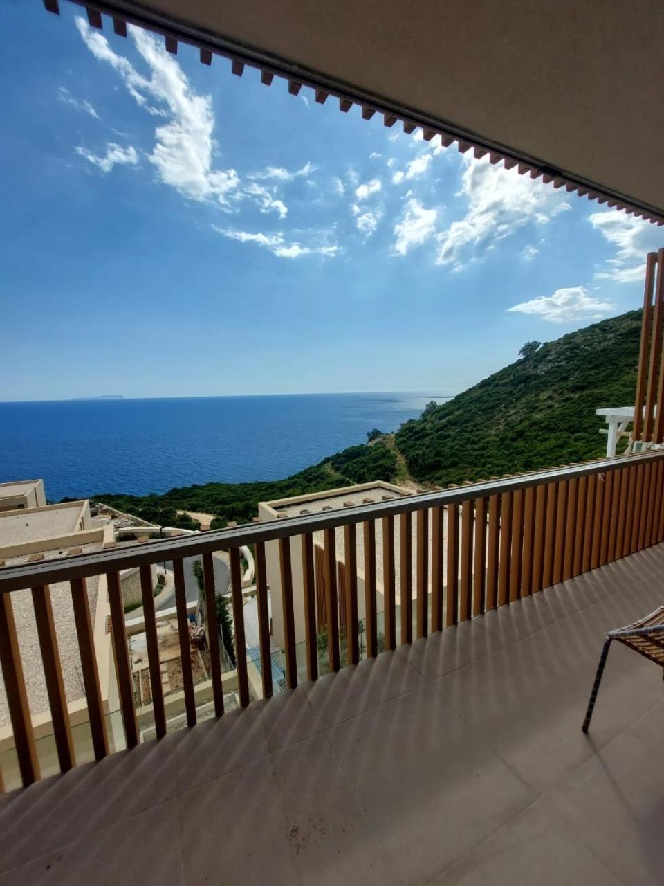 Green Coast Hotel Paljasa Екстериор снимка