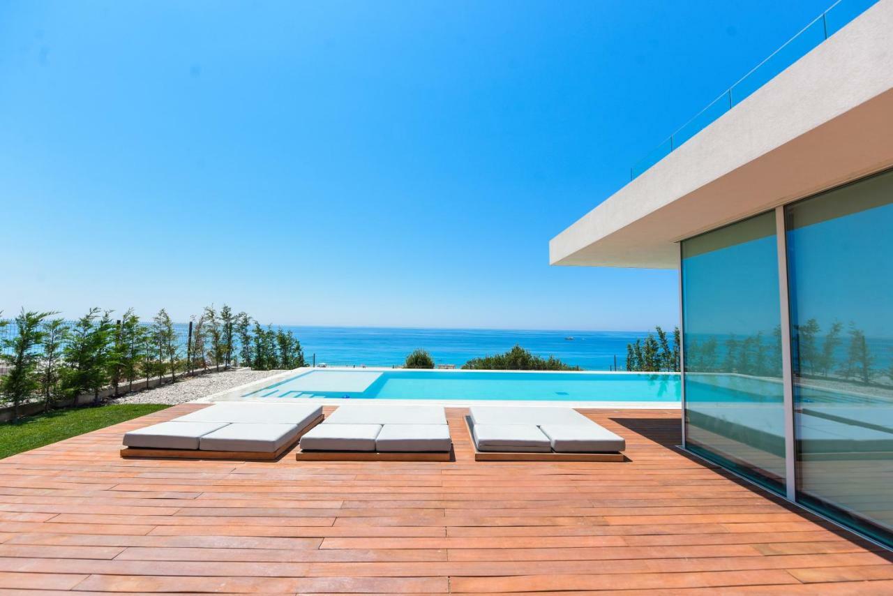 Green Coast Hotel Paljasa Екстериор снимка